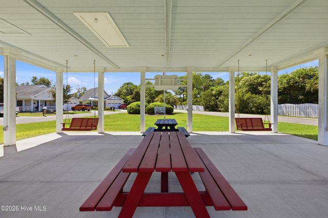 4457 Willow Moss Way, Southport, NC 28461
