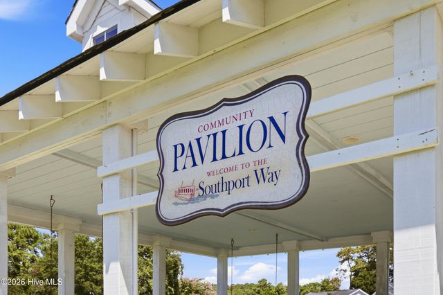 4457 Willow Moss Way, Southport, NC 28461