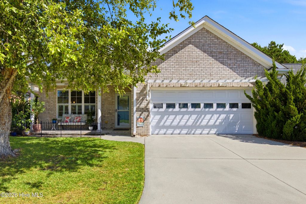 4457 Willow Moss Way, Southport, NC 28461