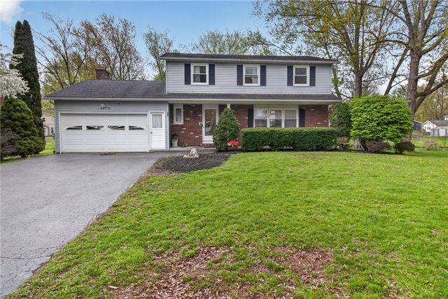 20 Paddington Drive, Gates, NY 14624