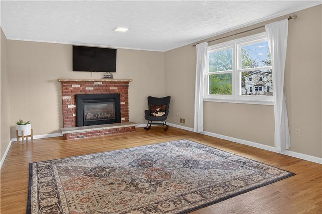 20 Paddington Drive, Gates, NY 14624