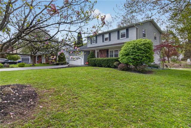 20 Paddington Drive, Gates, NY 14624