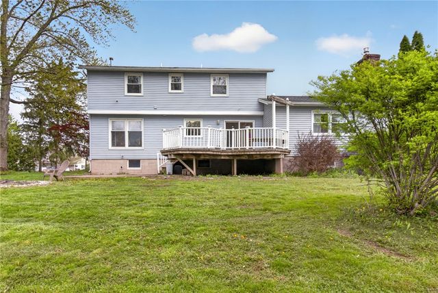 20 Paddington Drive, Gates, NY 14624