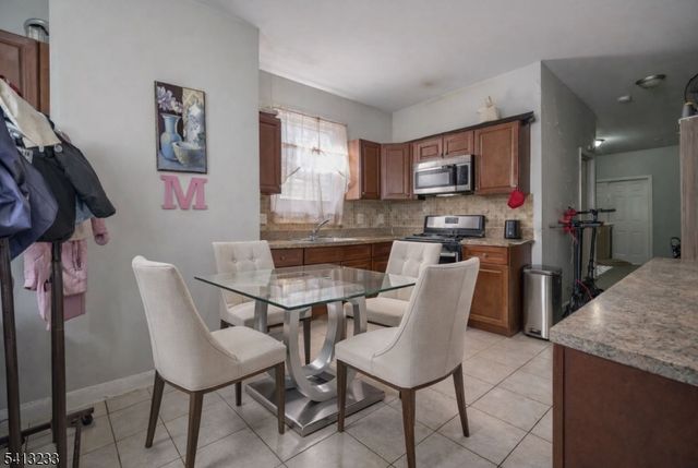 472 S 16Th St, Newark City, NJ 07103