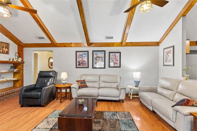 2932 CHELSEA WOODS DRIVE, Valrico, FL 33596