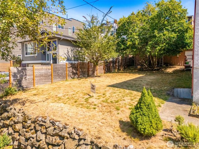 810 29th Avenue S, Seattle, WA 98144