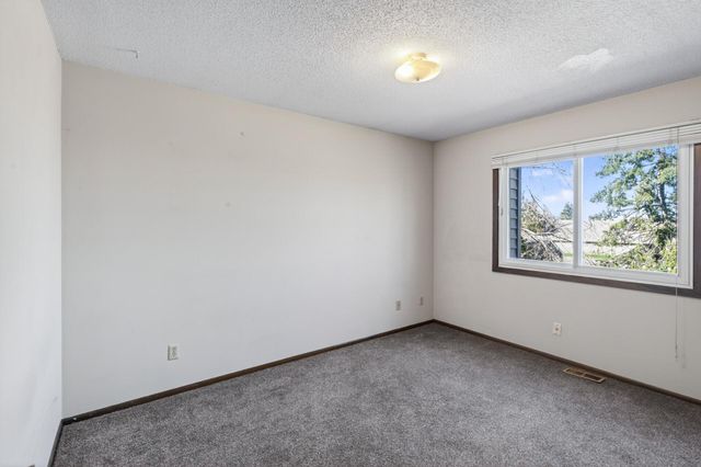 3426 Highlander Drive, Eagan, MN 55122