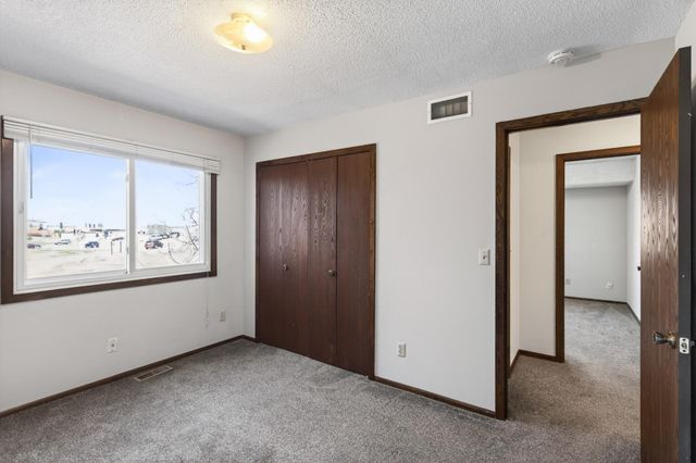 3426 Highlander Drive, Eagan, MN 55122