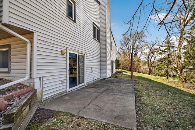 3426 Highlander Drive, Eagan, MN 55122