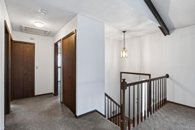 3426 Highlander Drive, Eagan, MN 55122