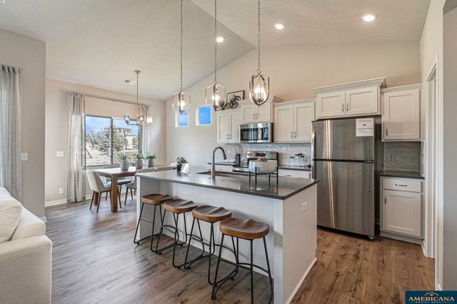 18702 Mary Street, Elkhorn, NE 68022