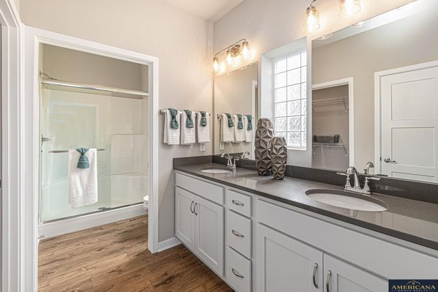 18702 Mary Street, Elkhorn, NE 68022