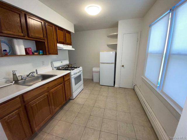 87 Deltic Road 5A, New City, NY 10956