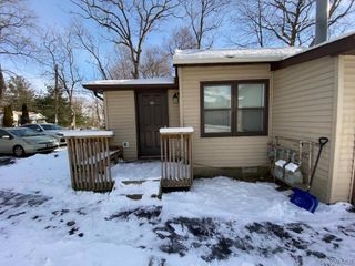 87 Deltic Road 5A, New City, NY 10956