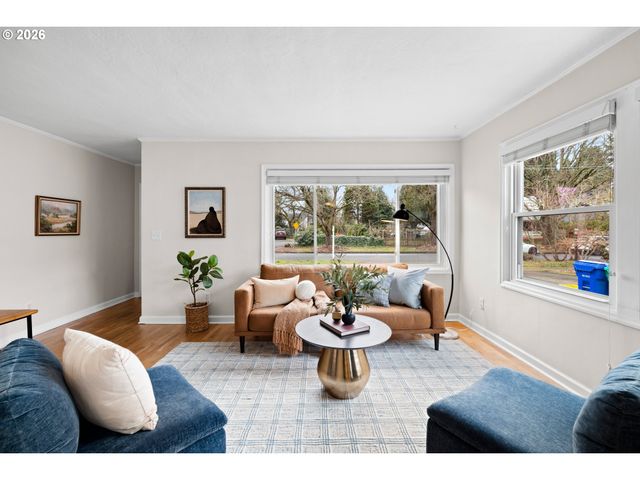 7416 N NEWMAN Ave, Portland, OR 97203