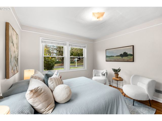 7416 N NEWMAN Ave, Portland, OR 97203