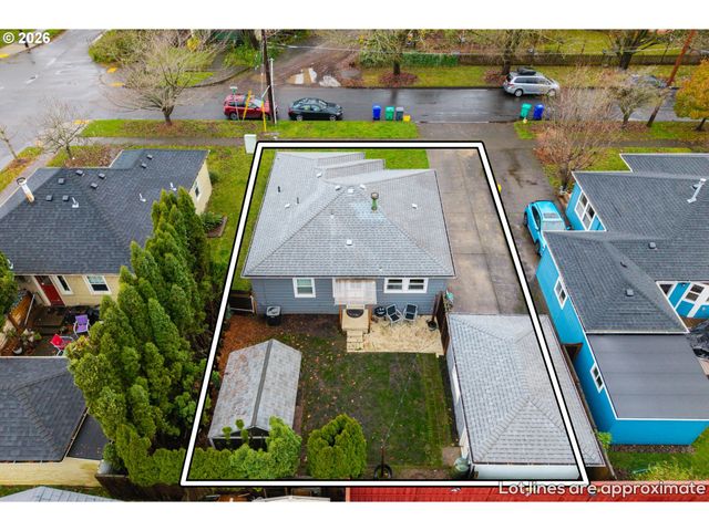 7416 N NEWMAN Ave, Portland, OR 97203