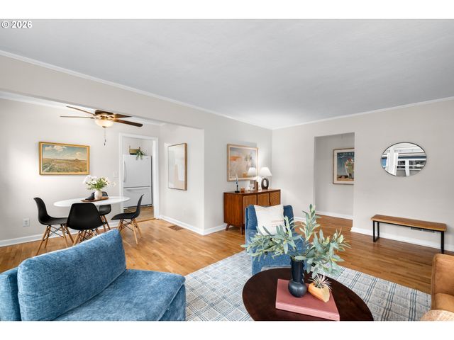 7416 N NEWMAN Ave, Portland, OR 97203