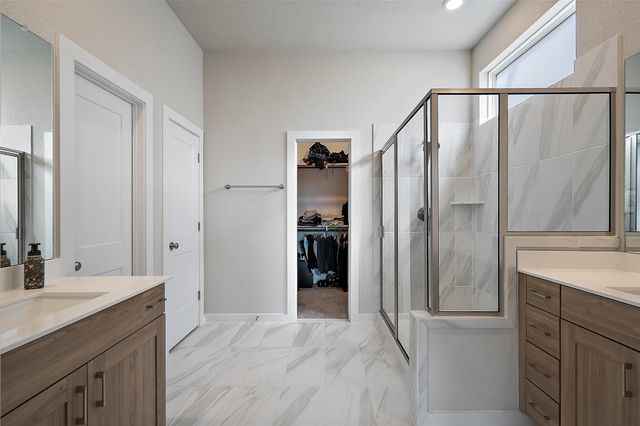 1112 Bluewood BND, Leander, TX 78641