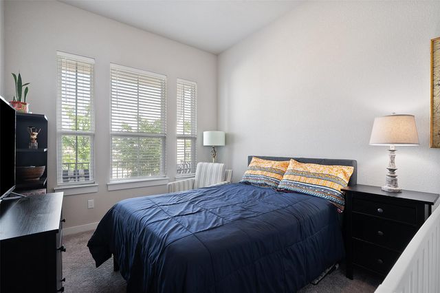 1112 Bluewood BND, Leander, TX 78641