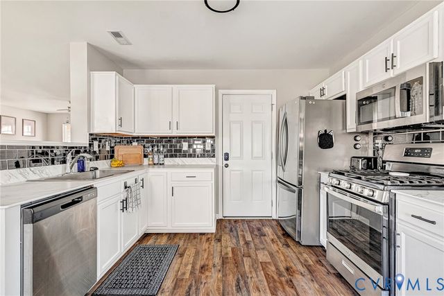 2702 Amherst Ridge Loop, South Chesterfield, VA 23834