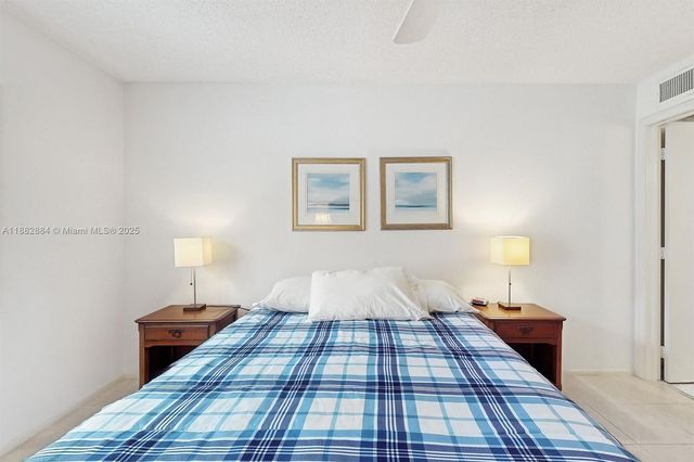1501 S Ocean Blvd 301, Lauderdale By The Sea, FL 33062