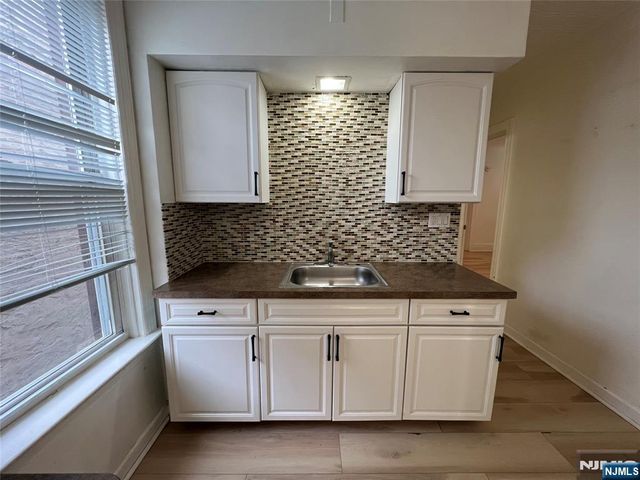 329 Centre Avenue, Secaucus, NJ 07094