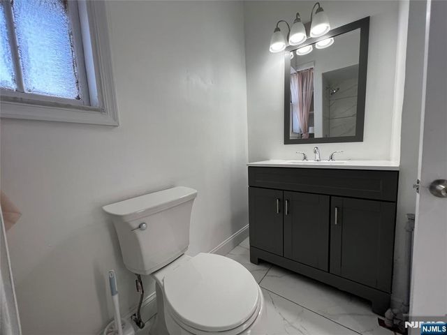 329 Centre Avenue, Secaucus, NJ 07094