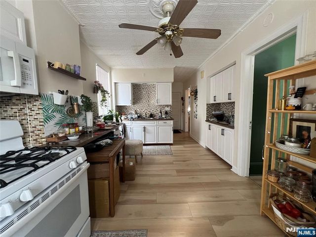 329 Centre Avenue, Secaucus, NJ 07094