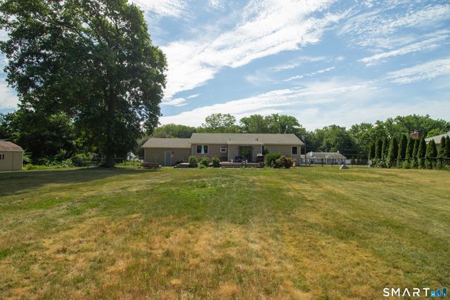 754 Riverside Drive, Orange, CT 06477