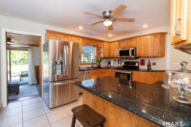 754 Riverside Drive, Orange, CT 06477