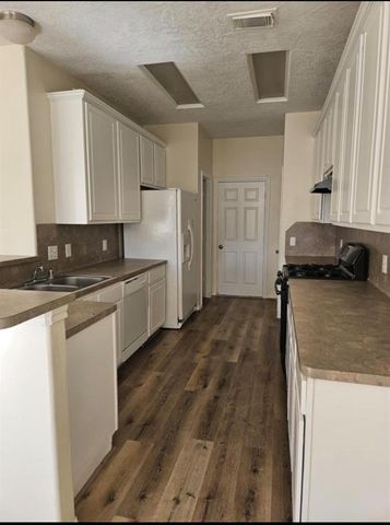 13064 Peppergate Lane, Houston, TX 77044