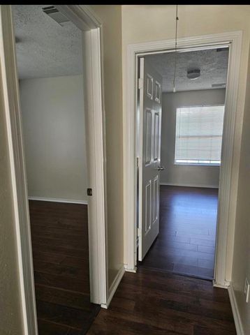 13064 Peppergate Lane, Houston, TX 77044