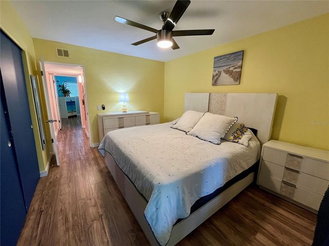 2021 AUSTRALIA WAY W 59, Clearwater, FL 33763