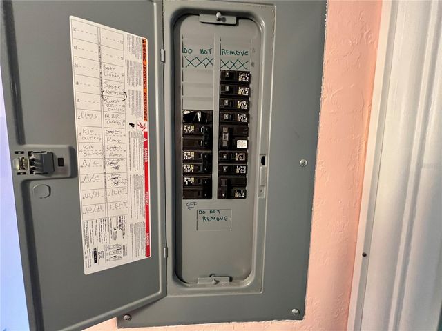 2021 AUSTRALIA WAY W 59, Clearwater, FL 33763