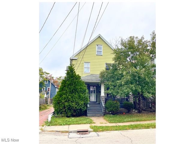 15400 Hilliard Road, Lakewood, OH 44107