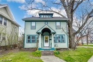 15400 Hilliard Road, Lakewood, OH 44107