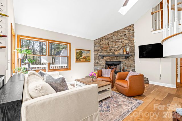 649 Upper Bailey Branch Road, Mars Hill, NC 28754