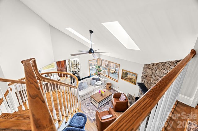 649 Upper Bailey Branch Road, Mars Hill, NC 28754