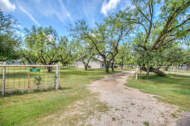 16101 Fitzgerald Drive, San Angelo, TX 76904