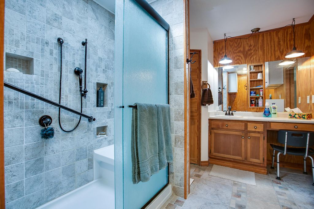 Image 21 of property listing at 16101 Fitzgerald Drive, San Angelo, TX 76904