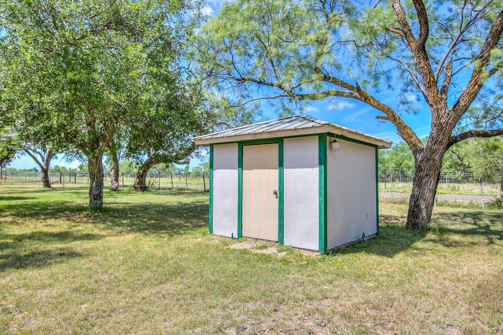 Image 26 of property listing at 16101 Fitzgerald Drive, San Angelo, TX 76904