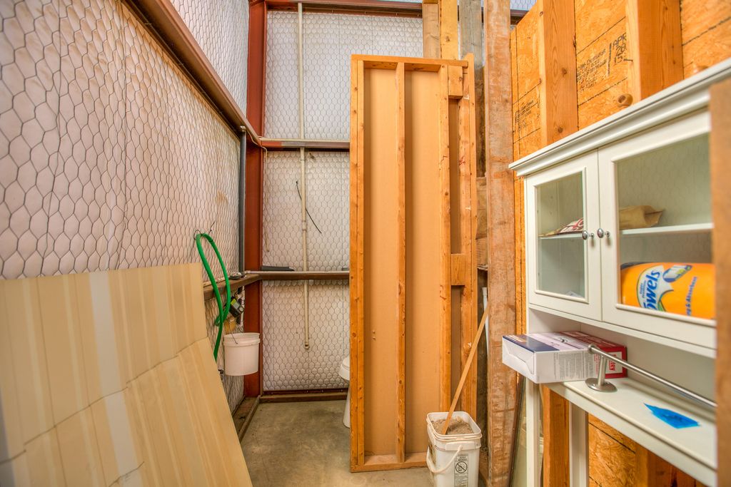 Image 32 of property listing at 16101 Fitzgerald Drive, San Angelo, TX 76904