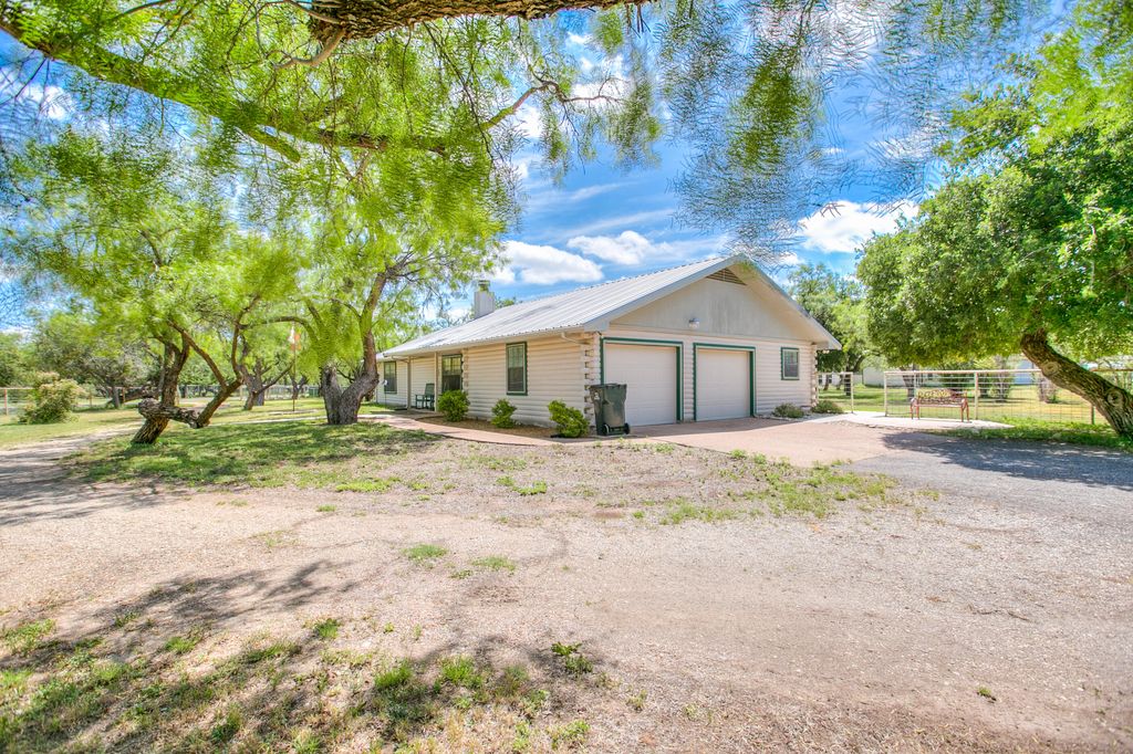 Image 41 of property listing at 16101 Fitzgerald Drive, San Angelo, TX 76904