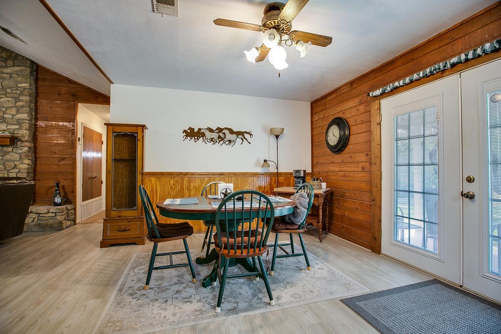 Image 8 of property listing at 16101 Fitzgerald Drive, San Angelo, TX 76904