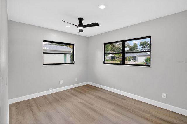 2554 68TH AVENUE S, St Petersburg, FL 33712