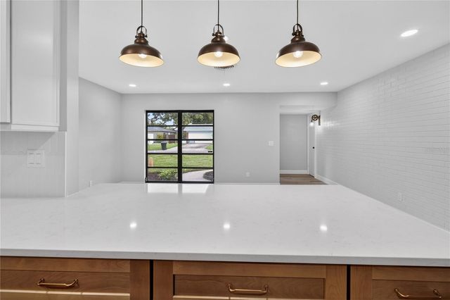 2554 68TH AVENUE S, St Petersburg, FL 33712