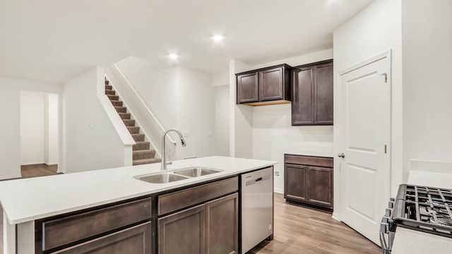 15060 W Oxford Lane, Manhattan, IL 60442