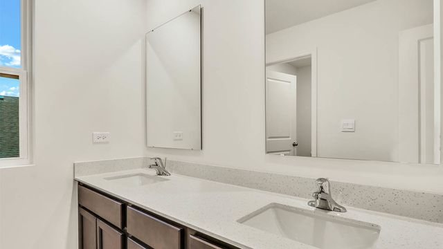 15060 W Oxford Lane, Manhattan, IL 60442