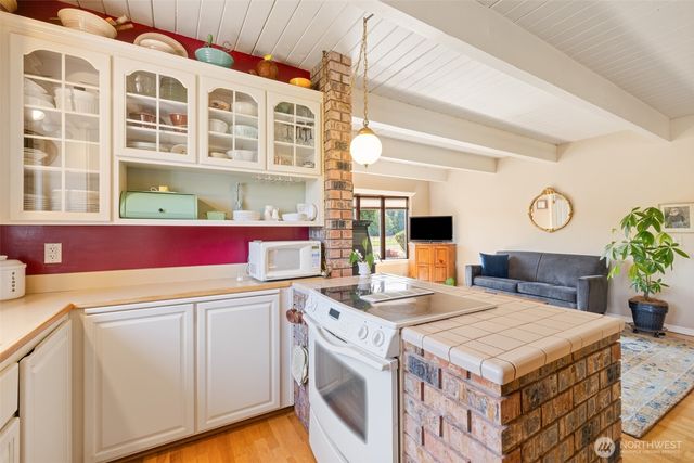 187 Duce Lane, Port Angeles, WA 98362